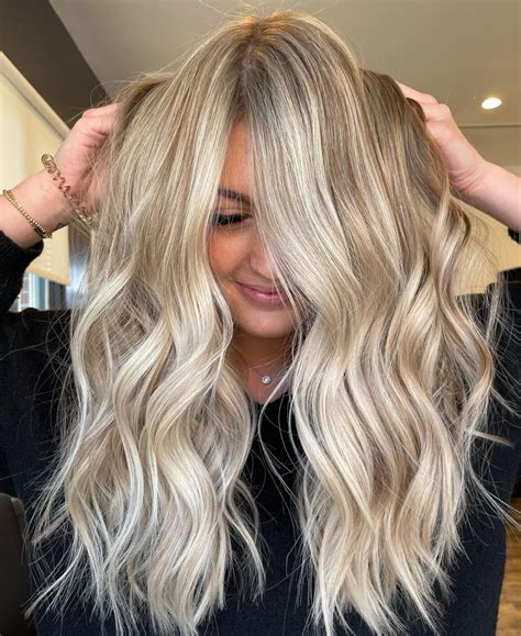 winter blonde hair 2023|blonde hair color trends.